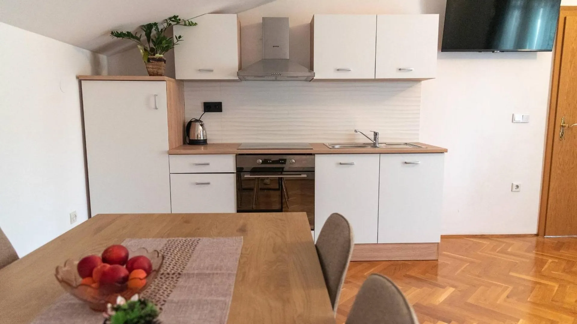 Kastel Gomilica Cozy And Stylish Apartments Near The Sea Kastela