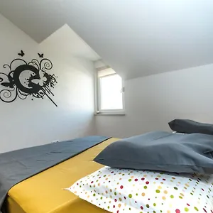 Apartment Tin, Kaštela